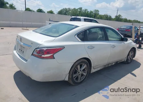 2015 Nissan Altima 2.5 S from USA, damaged, VIN 1N4AL3AP1FN391640